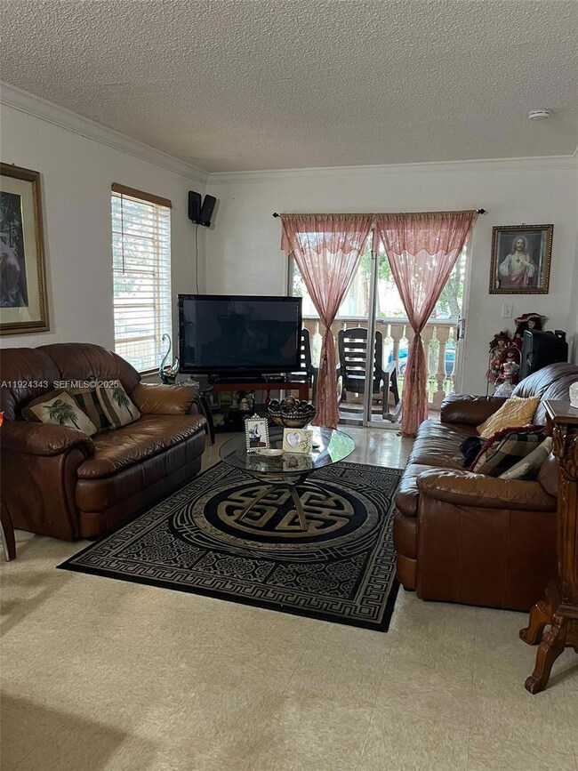 Bella Venizia unit 207, Hialeah, FL 33014 - photo 3