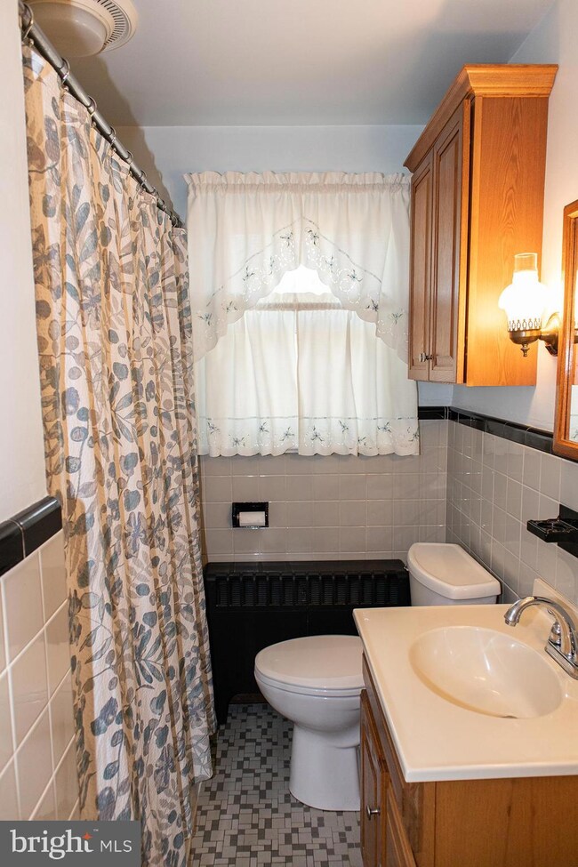 2819 Cowpath Rd, Hatfield, PA 19440 - photo 5