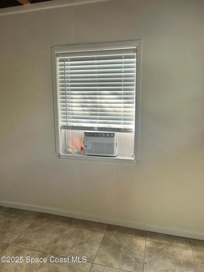 550 S Atlantic Ave unit 4, Cocoa Beach, FL 32931 - photo 6