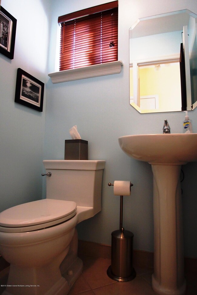(5) Half Bath