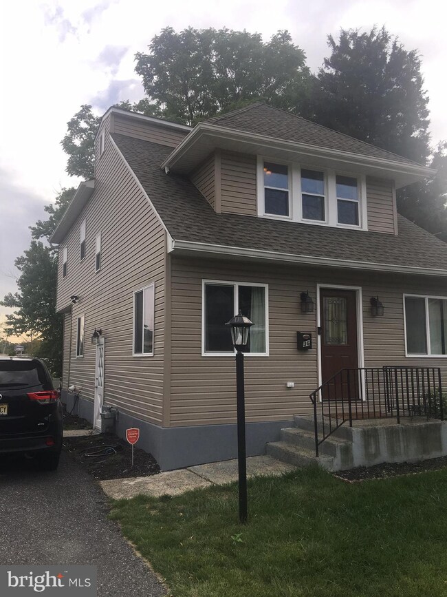 36 W Charleston Ave, Lawnside, NJ 08045 - photo 2