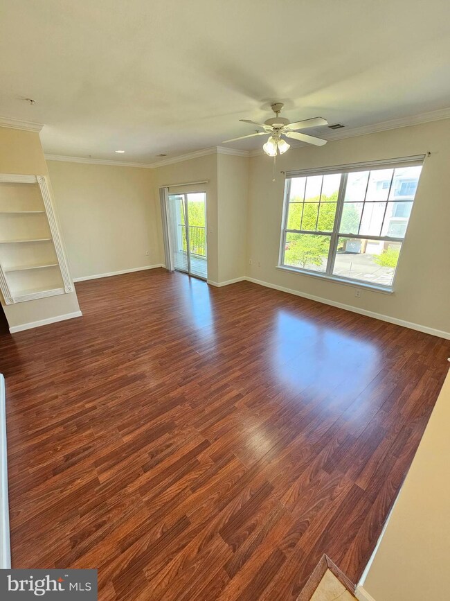 13500 Derry Glen Ct unit 304, Germantown, MD 20874 - photo 5