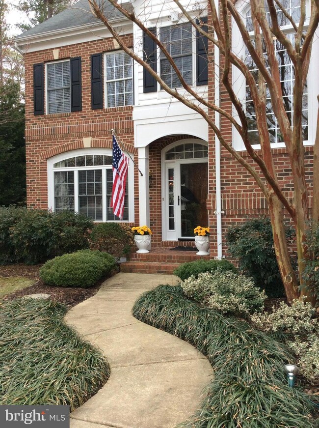 13452 Lore Pines Ln, Solomons, MD 20688 - photo 2