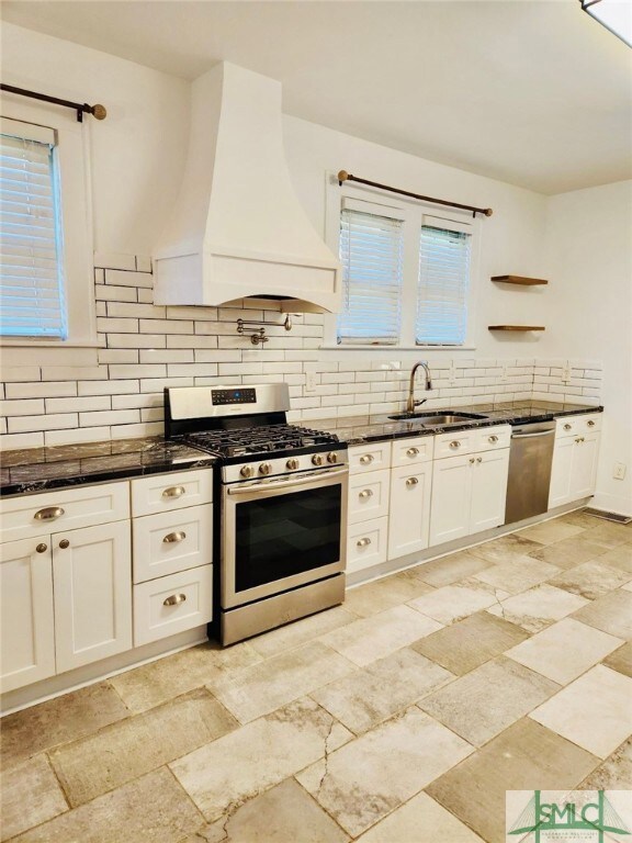 308 E 54th St, Savannah, GA 31405 - photo 5