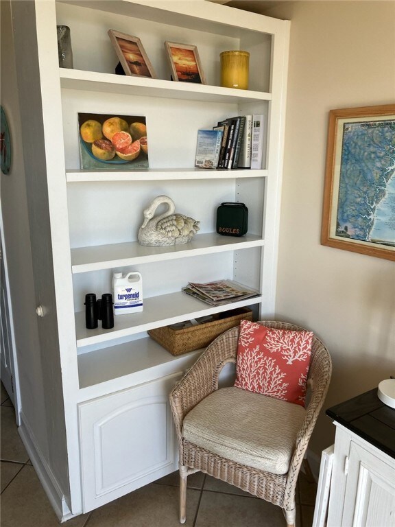 Bookshelf