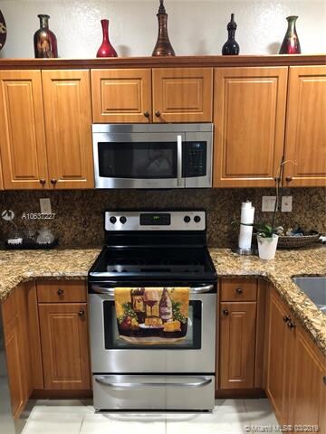 11254 SW 229th Terrace, Miami, FL 33170 - photo 5