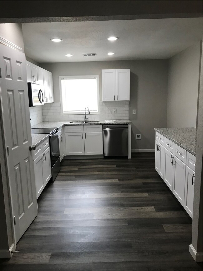 5118 Keystone St, Houston, TX 77021 - photo 6