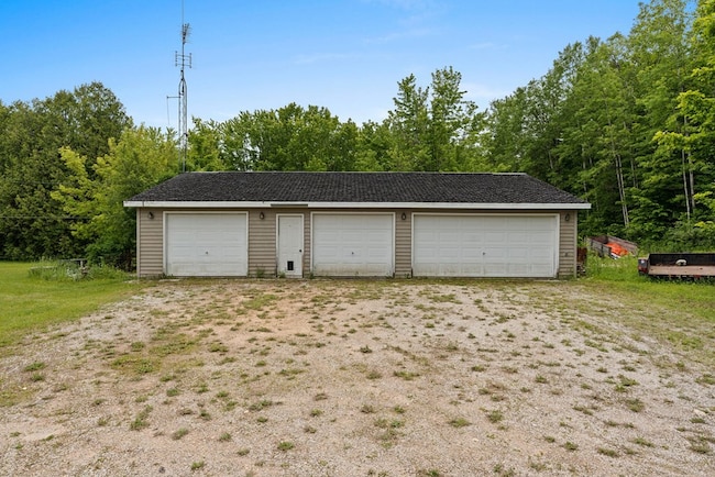 5691 W Carlsville Rd, Sturgeon Bay, WI 54235 | Homes.com