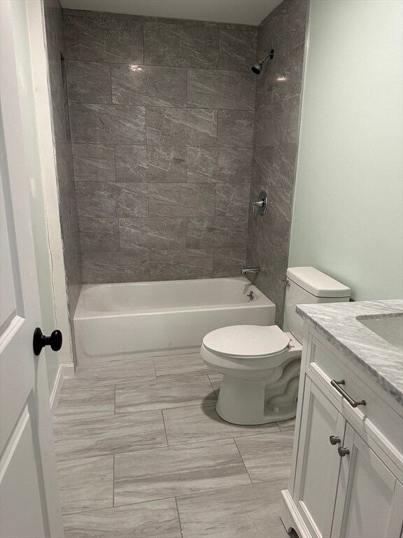 170 Hart St unit C, Taunton, MA 02780 - photo 5