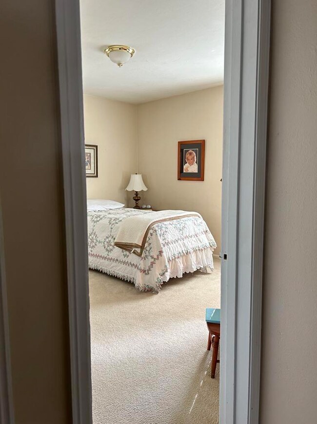 8724 Highland Ave, Highland, IN 46322 - photo 2