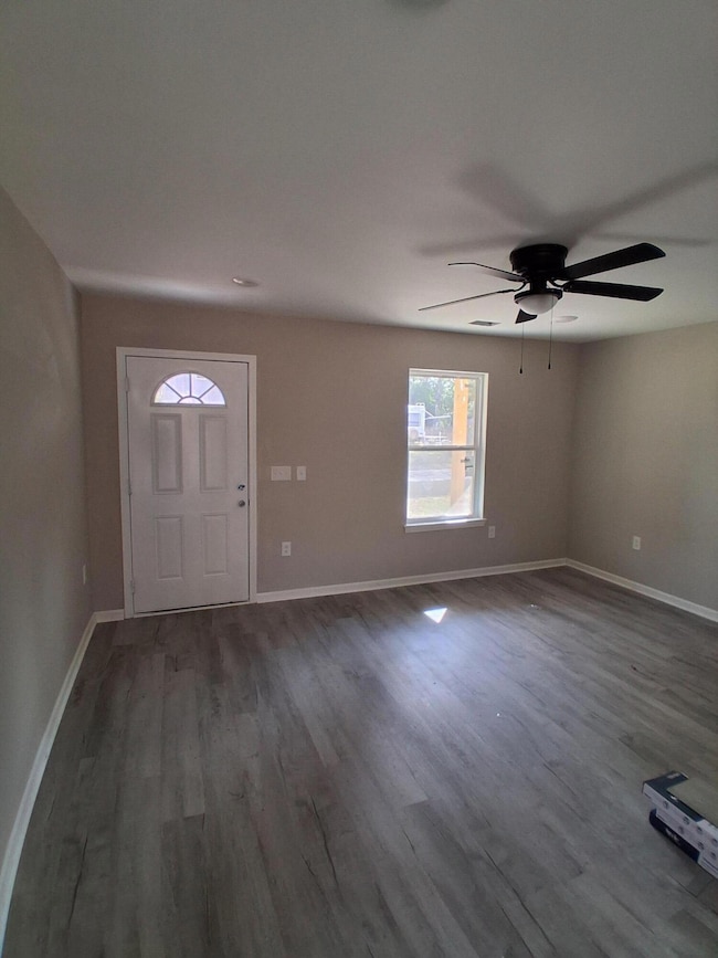 36 Youmans Ln, Smoaks, SC 29481 - photo 5