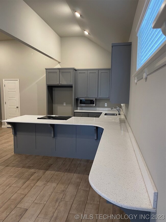 312 W Fort Worth St, Broken Arrow, OK 74012 - photo 5