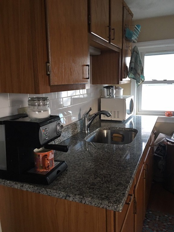 35 Derby St unit 3, Somerville, MA 02145 - photo 3