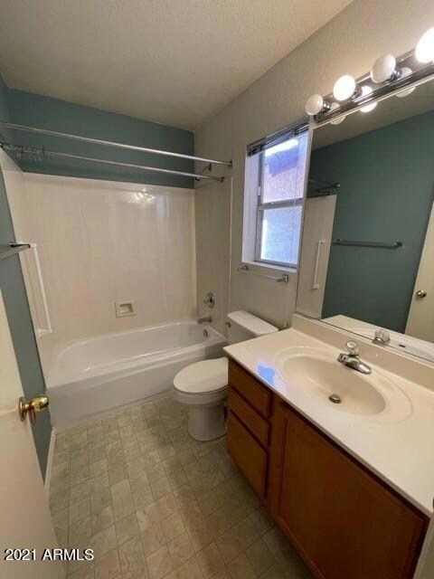 Full Guest Bath