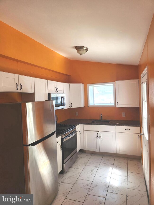 102 Fairview Ave, West Berlin, NJ 08091 - photo 7