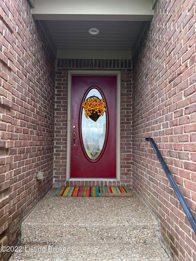 576 Helmwood Cir, Mount Washington, KY 40047 - photo 3