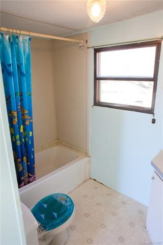 140 Green Acres Dr unit 19, Leicester, NC 28748 - photo 6