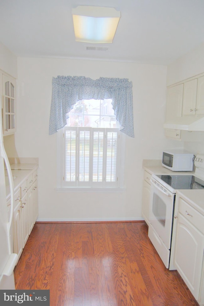 300B Locust St SE unit 3, Vienna, VA 22180 - photo 7