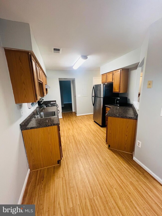 9304 Player Dr, Laurel, MD 20708 - photo 7