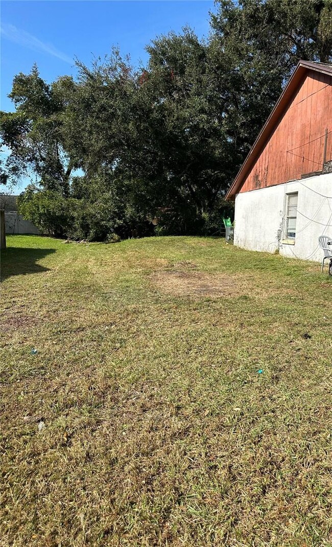 1003 S 70th St unit A and B, Tampa, FL 33619 - photo 2