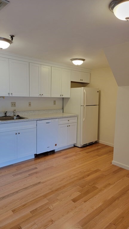 996 East St unit 10, Walpole, MA 02081 - photo 2