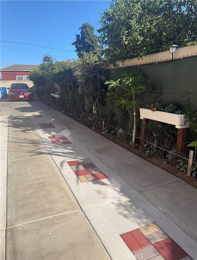 9300 S Hoover St, Los Angeles, CA 90044 - photo 7