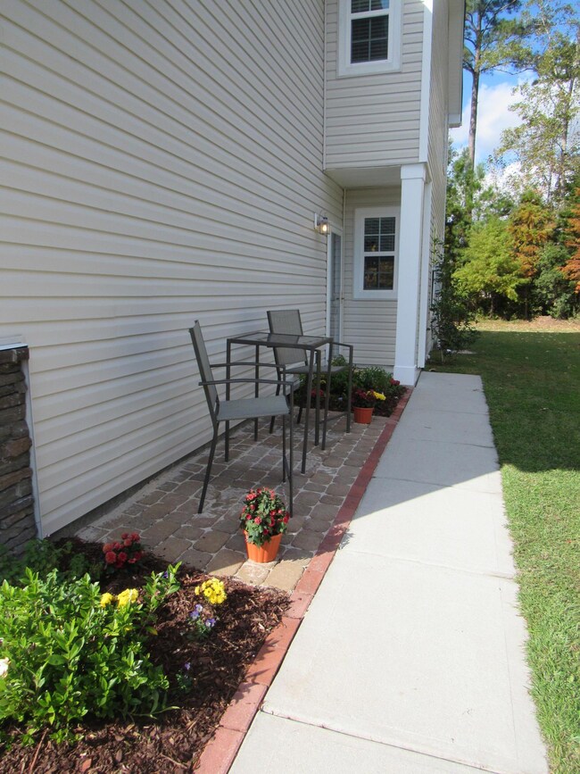 Landscaped Walkway