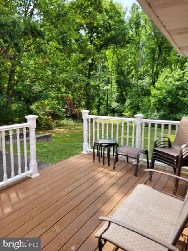 1017 Hanson Rd, Joppa, MD 21085 - photo 2