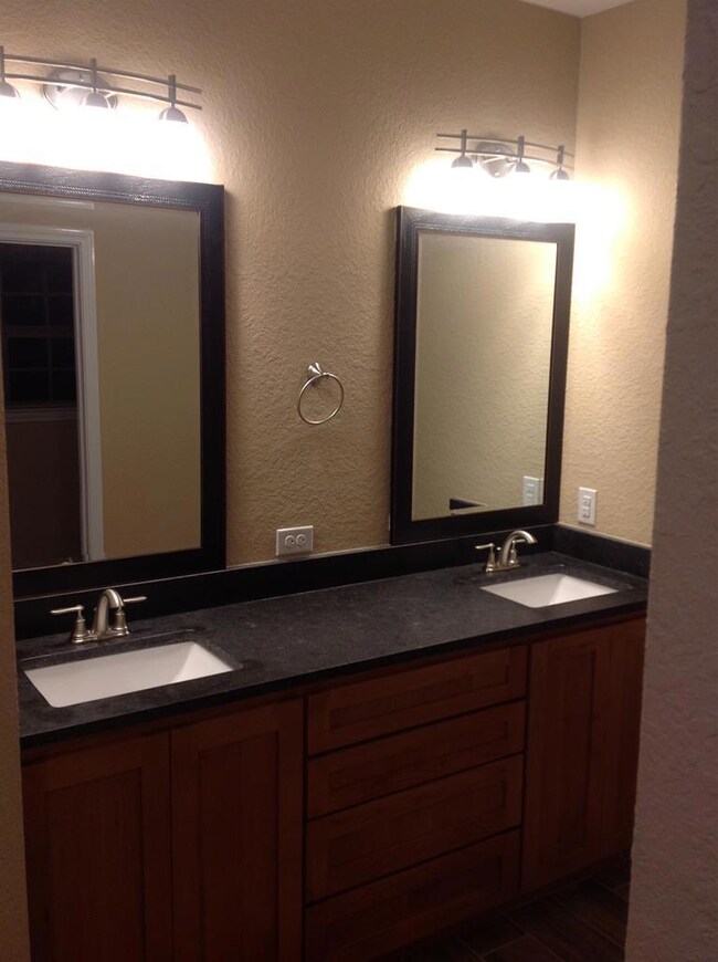 809 Dogwood Ln, Fredericksburg, TX 78624 - photo 5