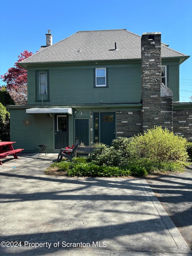 1305 Oram St, Scranton, PA 18504 - photo 3