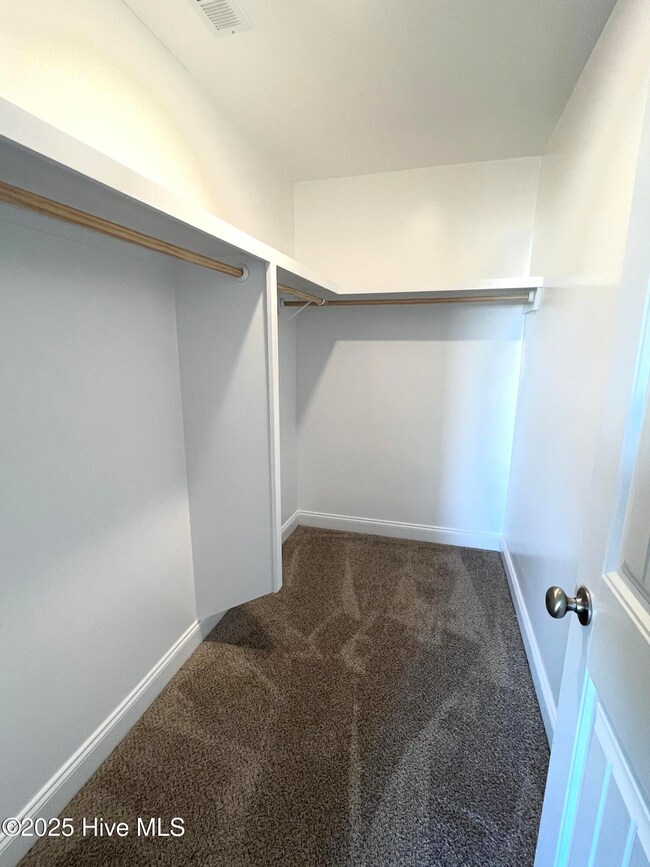 656 Abigail Taylor Dr unit B, Greenville, NC 27834 - photo 7