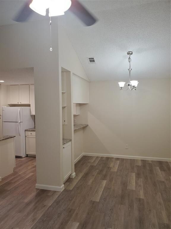 608 Bellaire Dr unit D, Hurst, TX 76053 - photo 5