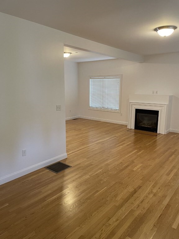 6 Charles Ridge Rd unit D, Littleton, MA 01460 - photo 5