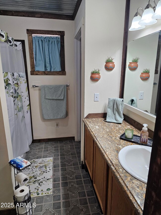 686 N Tegner St, Wickenburg, AZ 85390 - photo 6