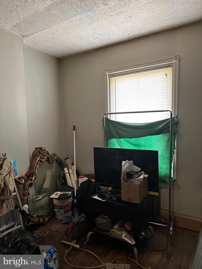 1334 S Ringgold St, Philadelphia, PA 19146 - photo 5