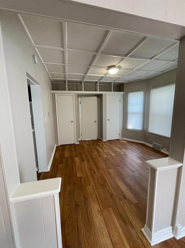 409 Moore St, Middletown, OH 45044 - photo 7