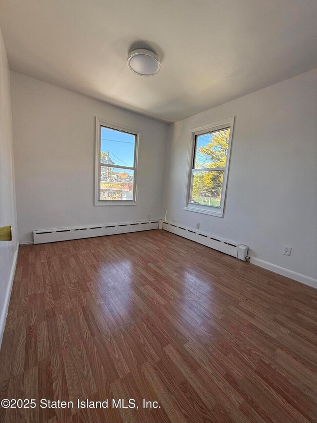 243 Jewett Ave unit 1, Staten Island, NY 10302 - photo 6