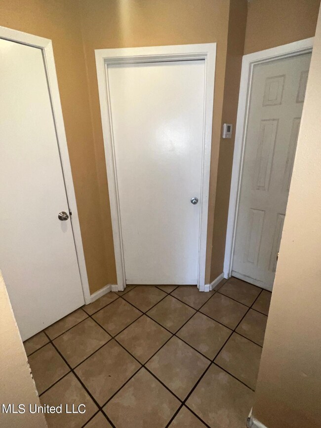 1015 Park Row Ave unit 11, Long Beach, MS 39560 - photo 6