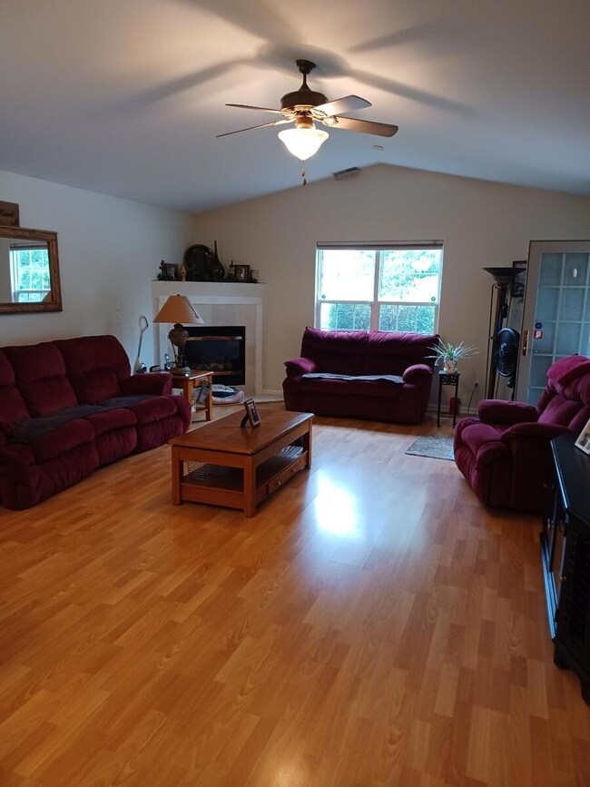 10746 Keystone Ln, Crown Point, IN 46307 - photo 5