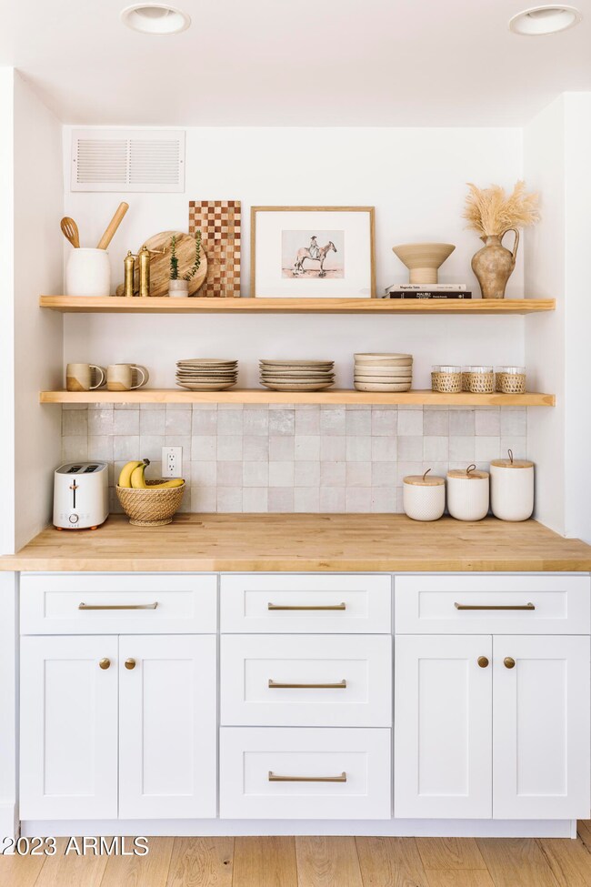 Kitchen 5