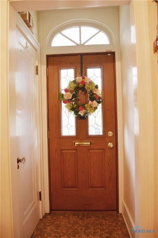 200 E Mcpherson Ave, Findlay, OH 45840 - photo 6