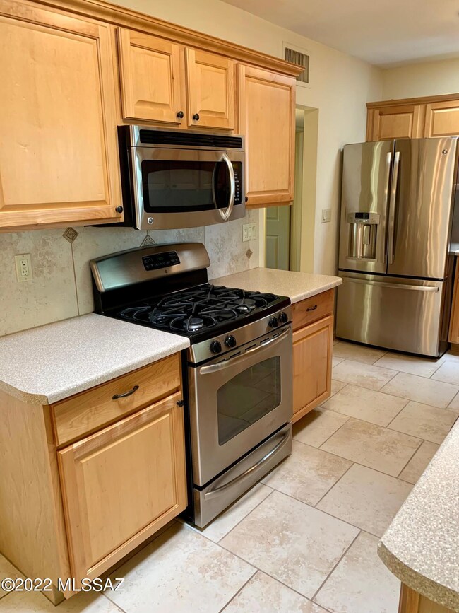 4765 E Montecito St, Tucson, AZ 85711 - photo 6