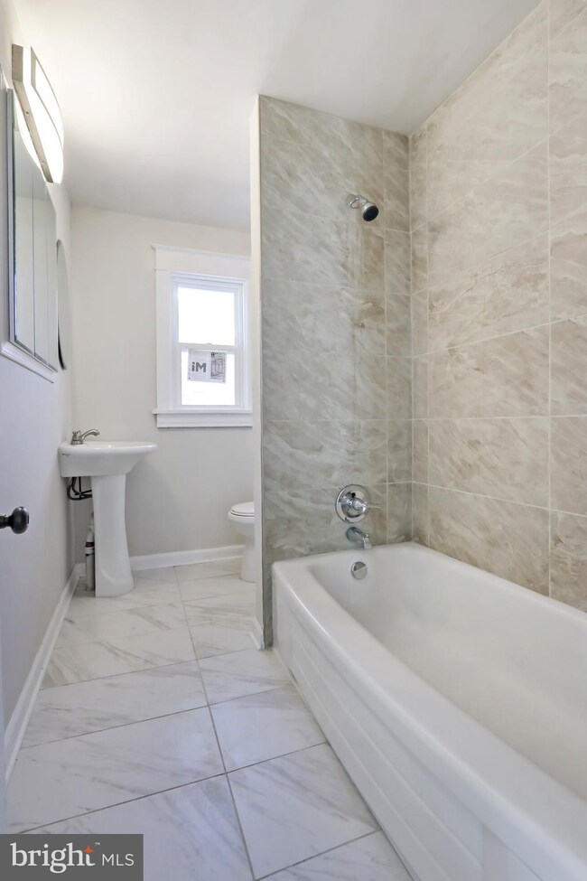 11213 Marbern Rd, Hagerstown, MD 21740 - photo 3