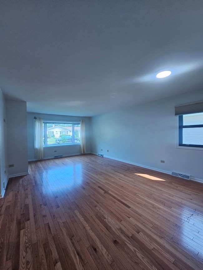 399 Purdue Ln, Elgin, IL 60123 - photo 5