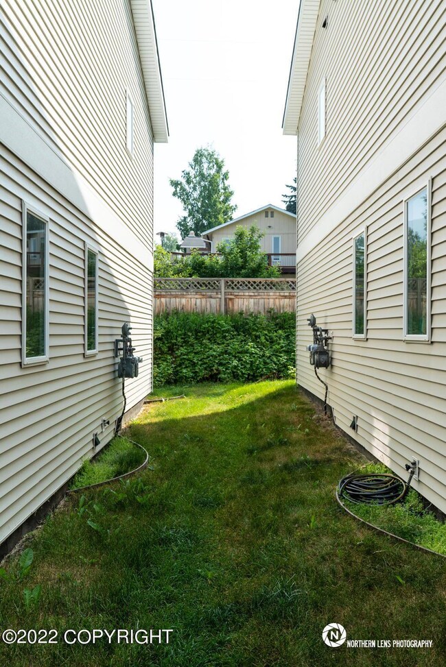 Exterior_7