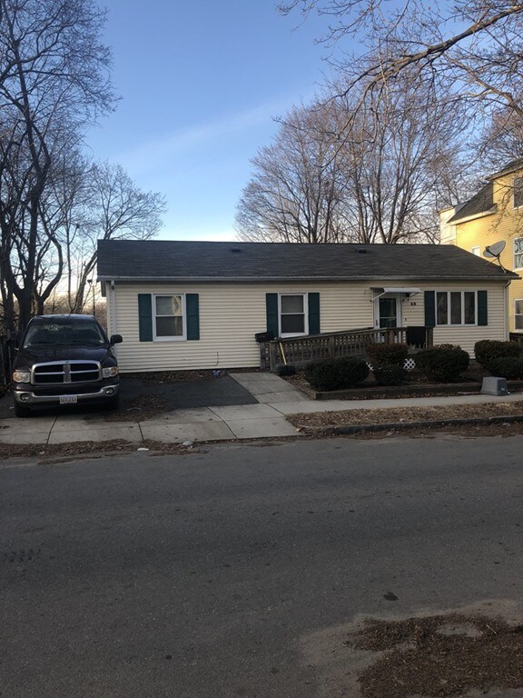 46 Birch St unit 1, Worcester, MA 01603 - photo 3