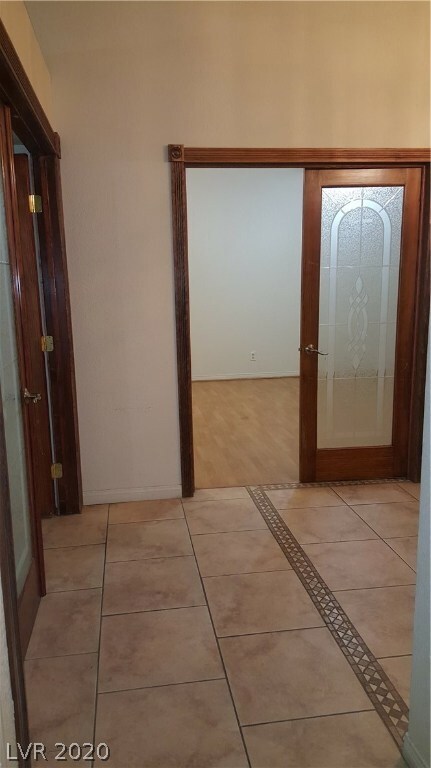 entrance to living room
