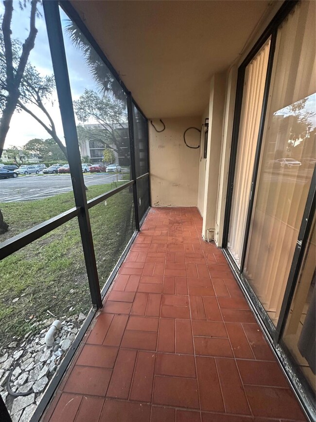 Horizons West unit 106, Miami, FL 33183 - photo 6