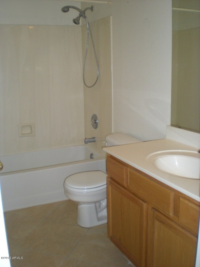 9724 E Kiva Ave, Mesa, AZ 85209 - photo 4