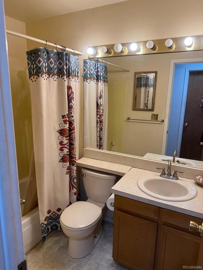 2884 S Mobile St, Aurora, CO 80013 - photo 5